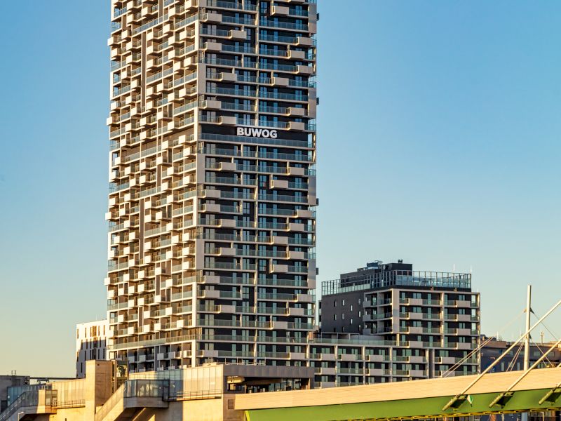 Marina Tower fertiggestellt